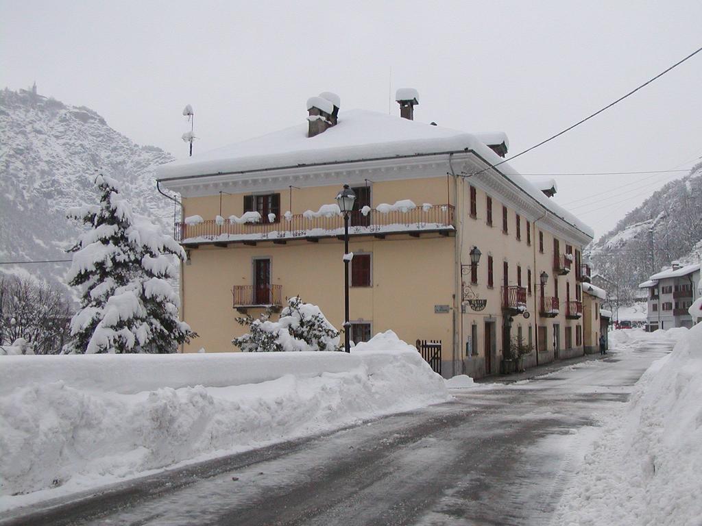 Hotel Col Du Mont أرفيير المظهر الخارجي الصورة